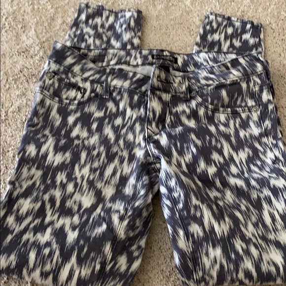 💙HP💙 Size 0 Express Jeans - Picture 2 of 2